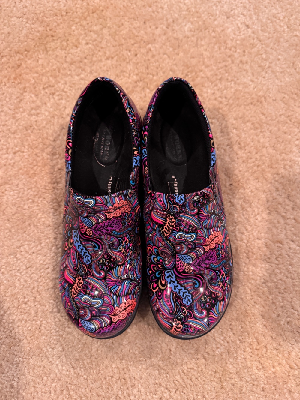 Women's Patterned Slip-On Comfort Shoes - Pink & Blue